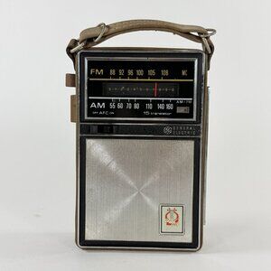 Vintage GE General Electric Portable Radio AM/FM 15 Transistor P-976E (Read)